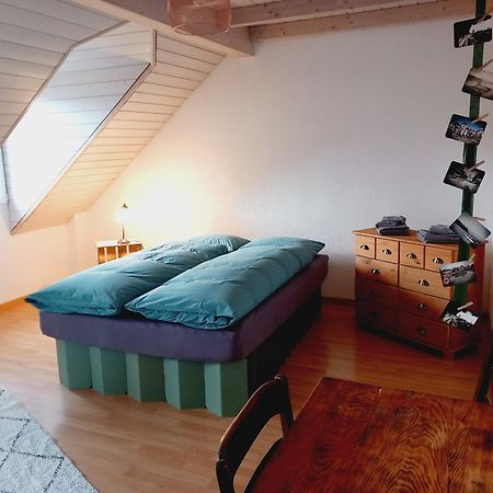 Gemuetliches Zimmer In Muntelier Nahe Am Seeアパートメント エクステリア 写真